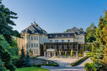 Lázně Teplice nad Bečvou – Fotogalerie z prostředí lázeňského domu Moravan