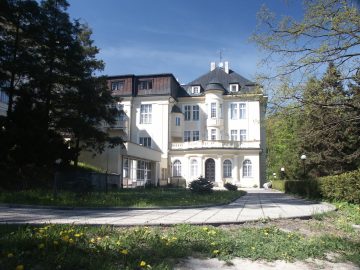 Lázně Teplice nad Bečvou – Fotogalerie z prostředí lázeňského domu Moravan