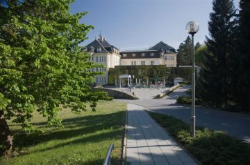 Lázně Teplice nad Bečvou – Fotogalerie z prostředí lázeňského domu Moravan